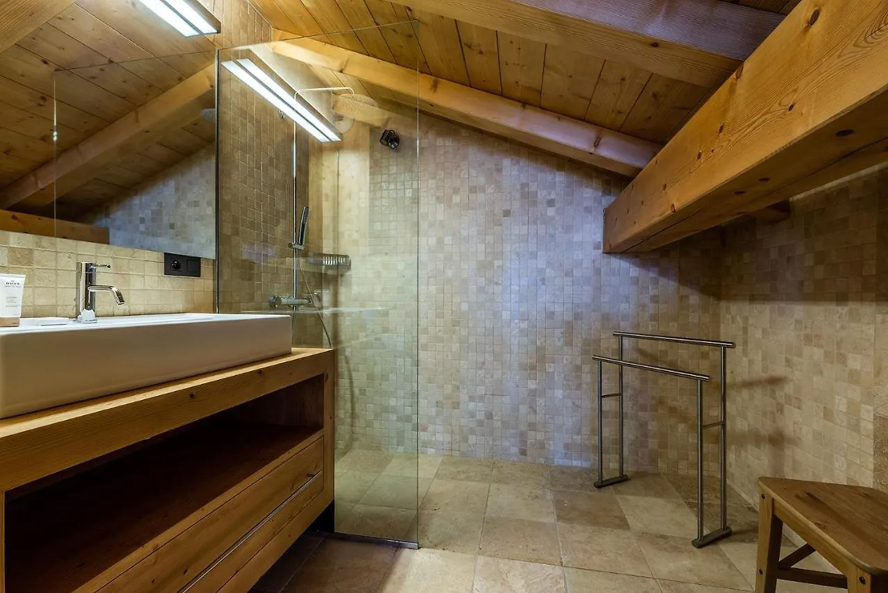 Abachi Chalet Les Gets - By Emerald Stay