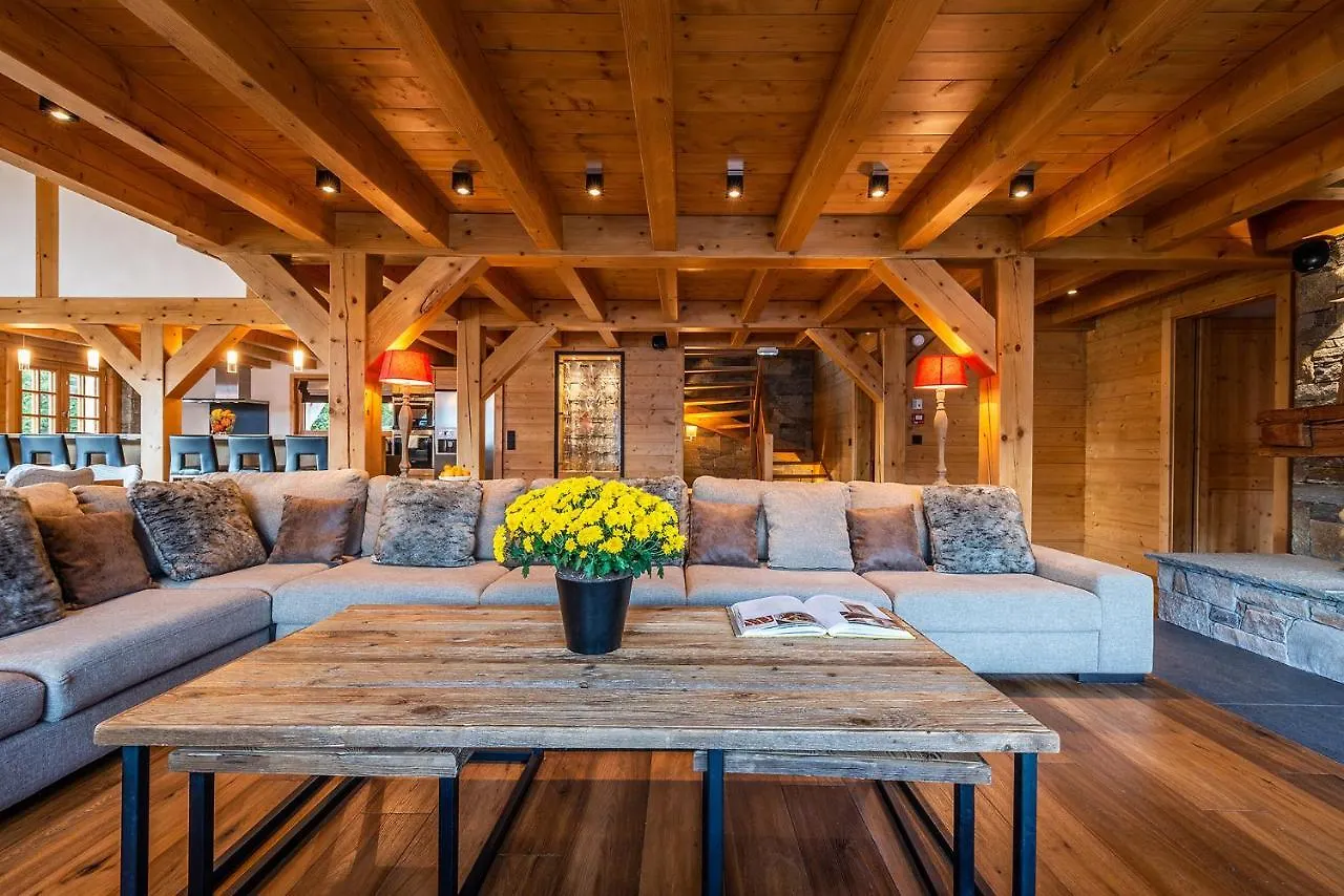 Abachi Chalet Les Gets - By Emerald Stay 0*,  Francja