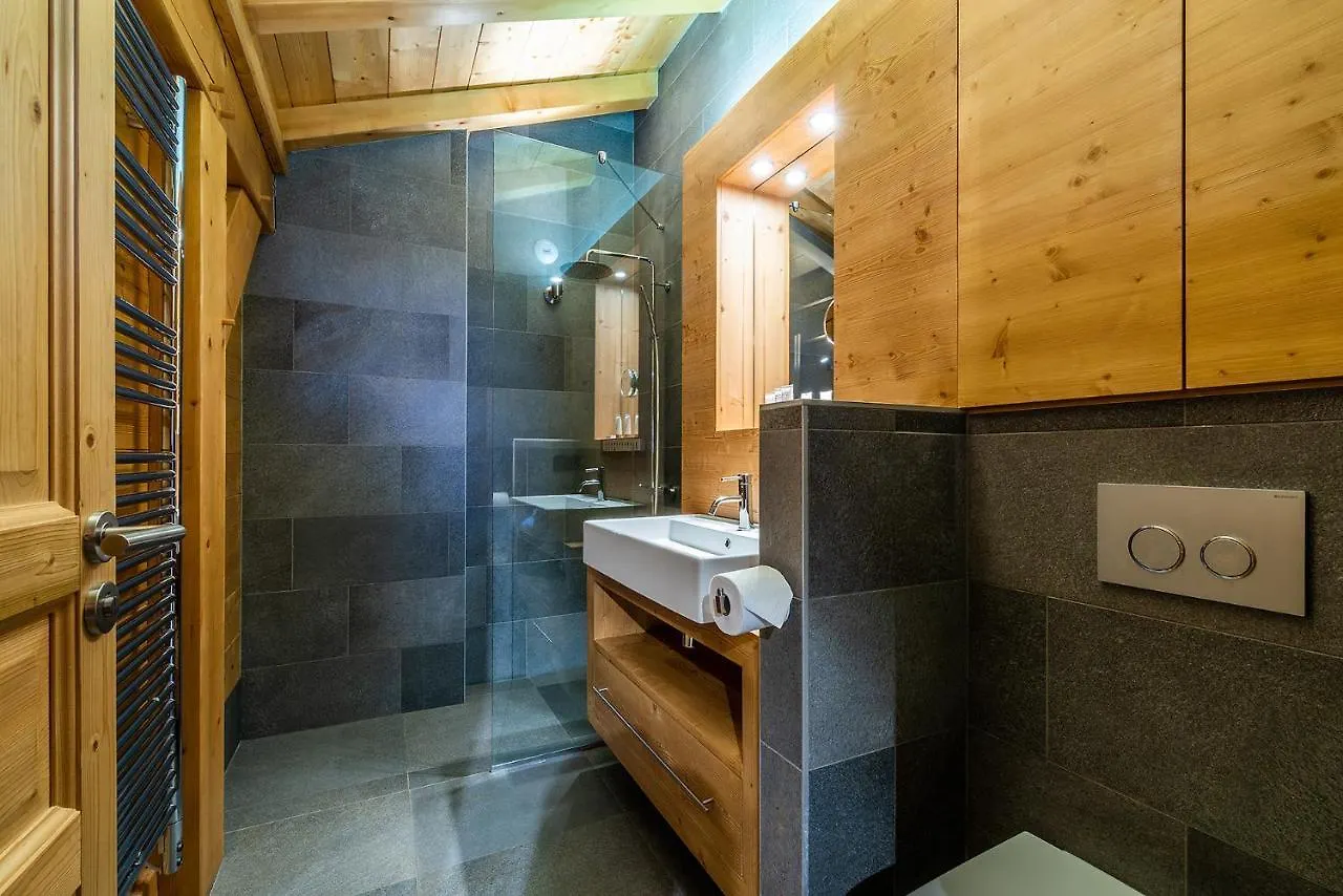 Abachi Chalet Les Gets - By Emerald Stay